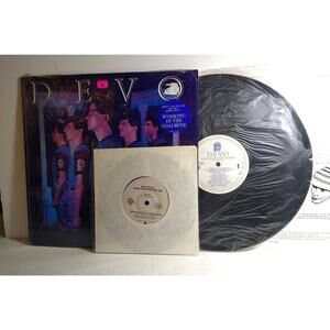 Devo New Traditionalists Vinyl LP Record Album Australia Limited Ed Bonus 45 NM